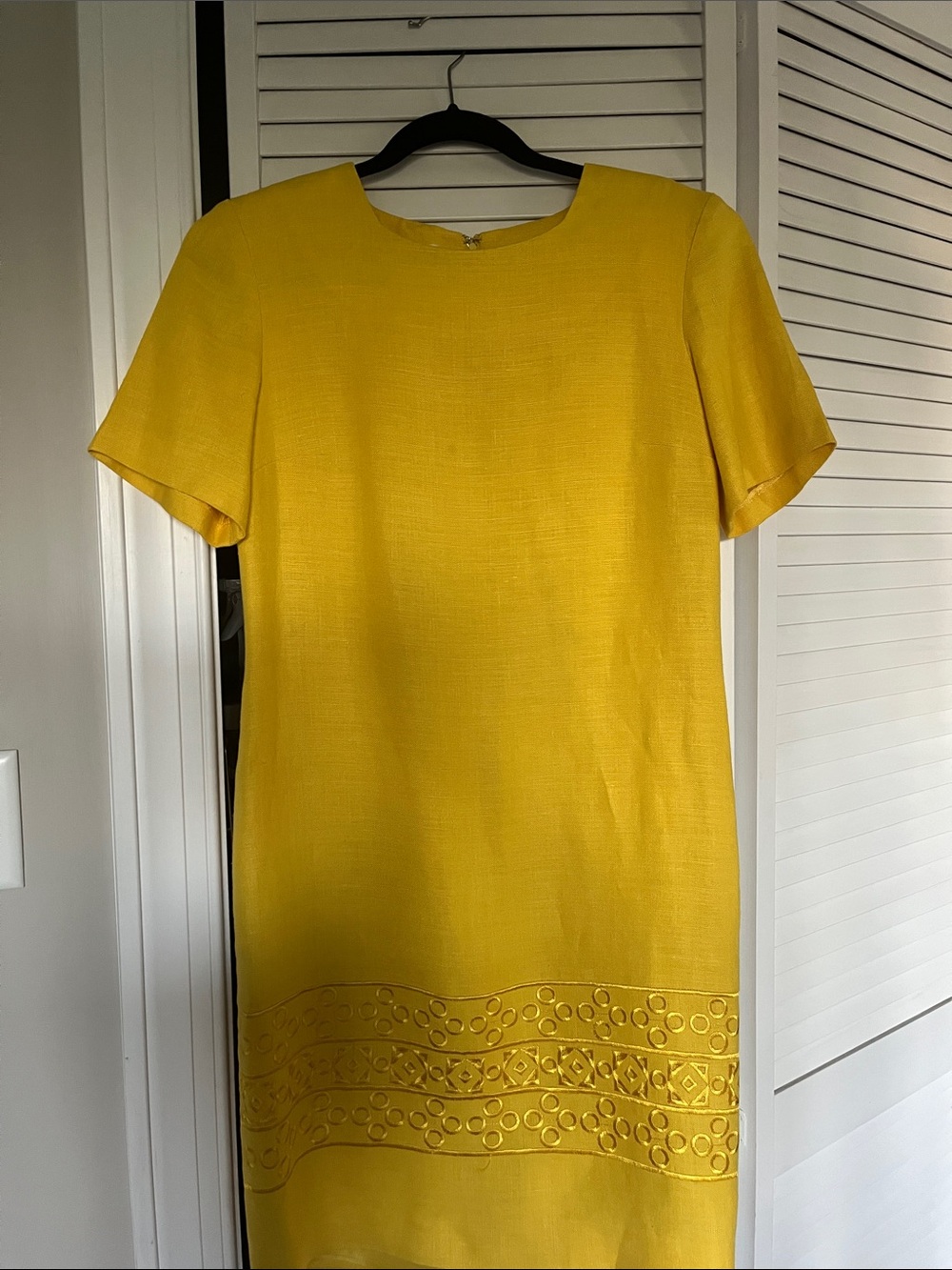 Talbots fully lined, 100% linen bright yellow dress!
